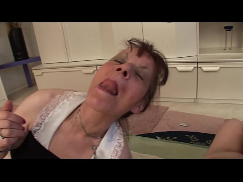 ❤️ Две бабе и један деда имају тројку ❤ Јебени видео код нас sr.pi-porno.ru ❌